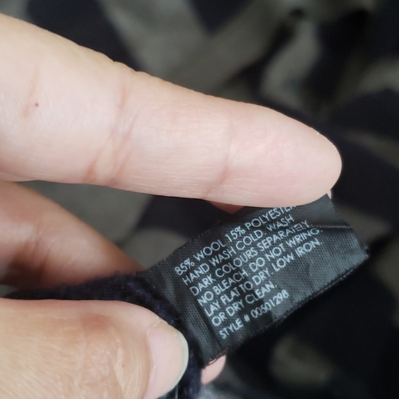 Club Monaco strip cardigan - Picture 3 of 3